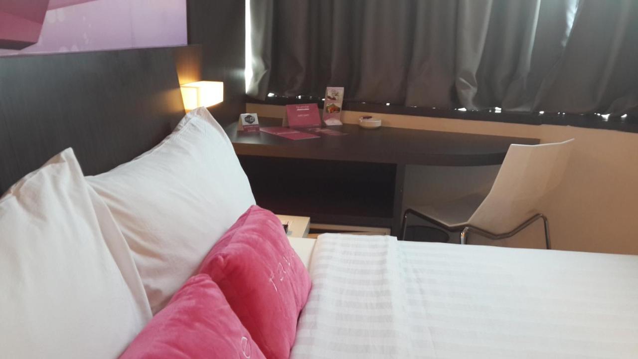 Favehotel Pluit Junction Jakarta Eksteriør billede