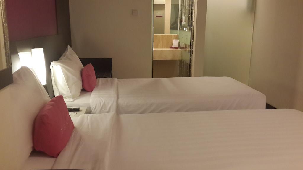 Favehotel Pluit Junction Jakarta Eksteriør billede