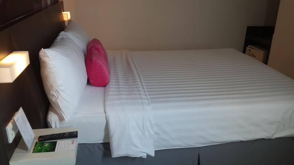 Favehotel Pluit Junction Jakarta Eksteriør billede