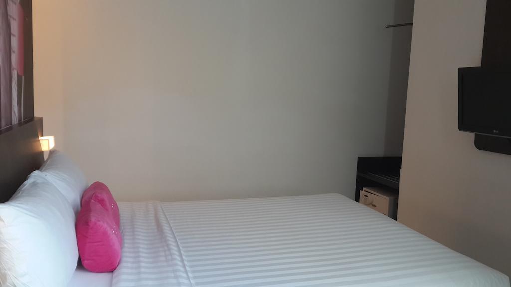 Favehotel Pluit Junction Jakarta Eksteriør billede