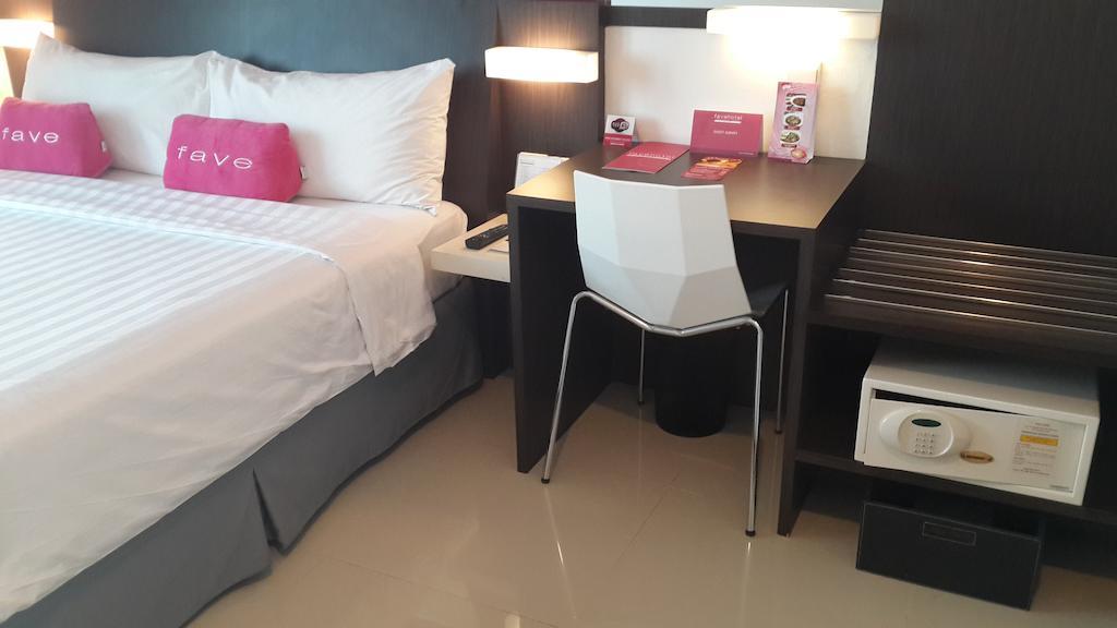 Favehotel Pluit Junction Jakarta Eksteriør billede